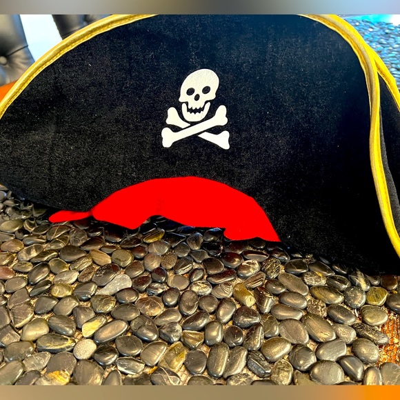 Halloween Kids Pirate Hat - Picture 1 of 4